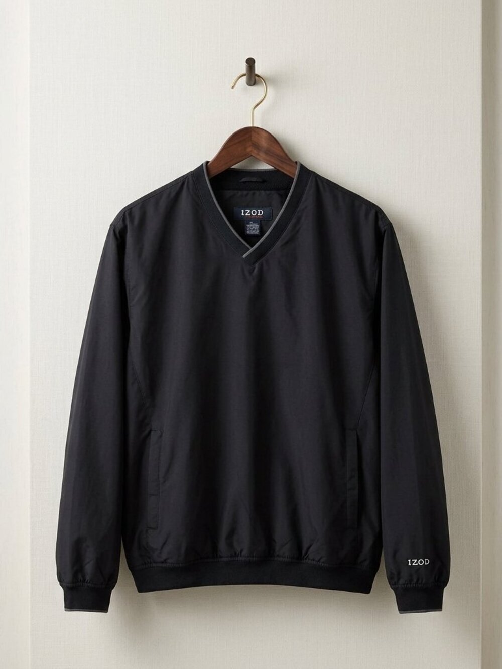 IZOD XFG Y2K Black V-Neck Pullover Windbreaker Golf Jacket